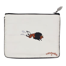 Load image into Gallery viewer, Nebraska Zip Pouch - Natural - catstudio
